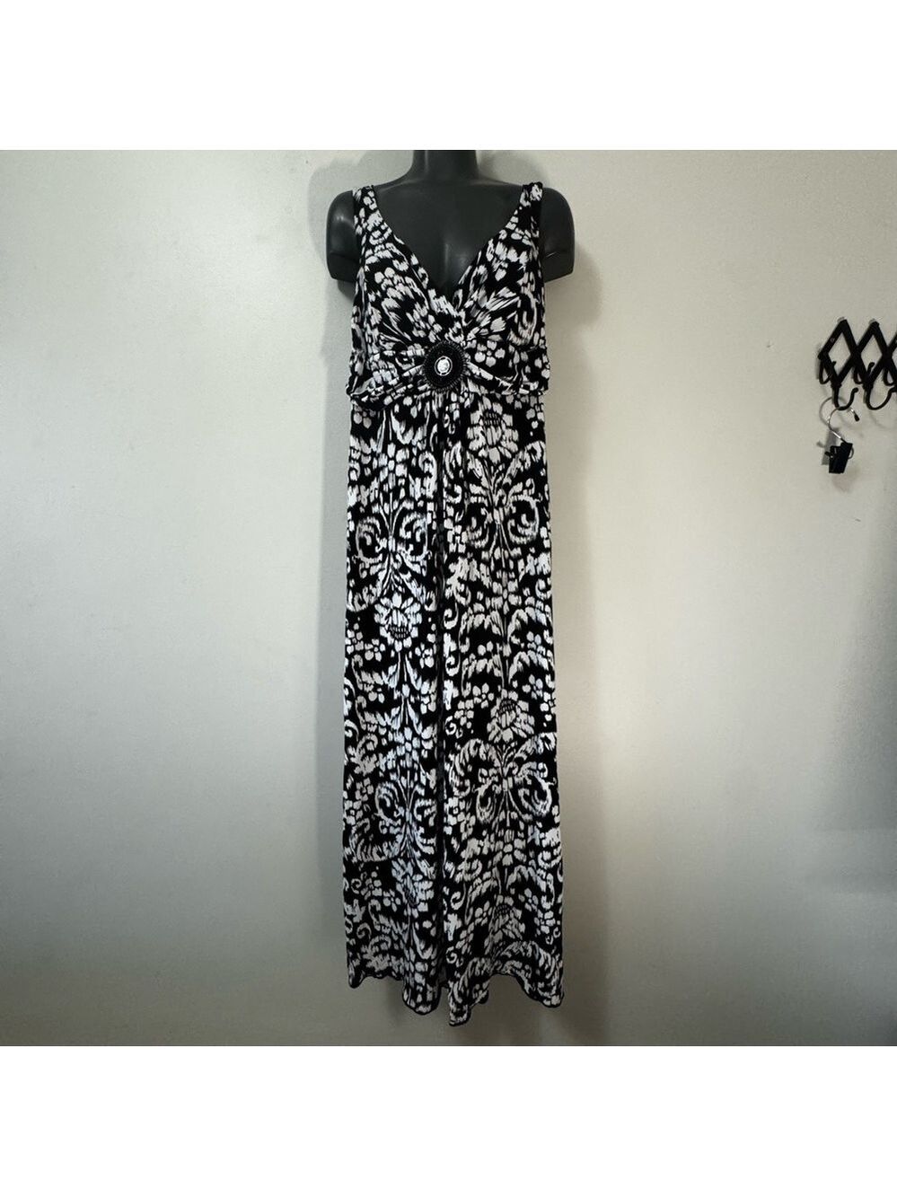Enfocus Studio Black and White Patterned Maxi Dress
